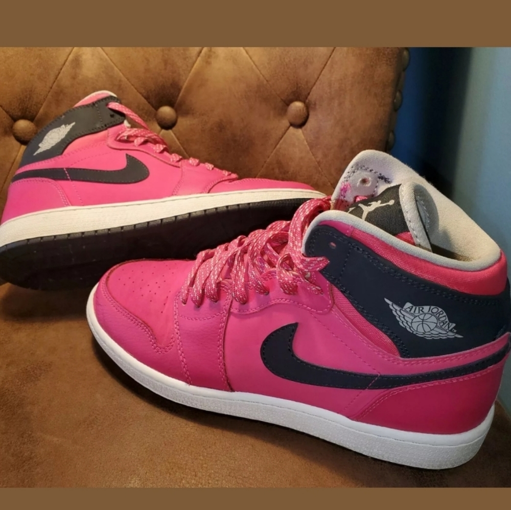 Nike Air Jordan Air Retro 1 Youth 6.5